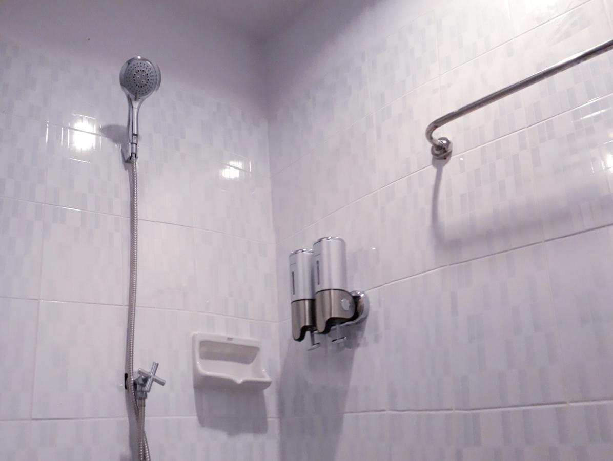 Frutta Hostel Patong Ngoại thất bức ảnh